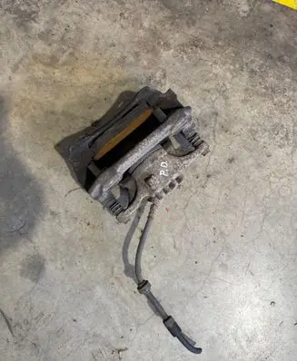 Opel Vivaro Front brake caliper