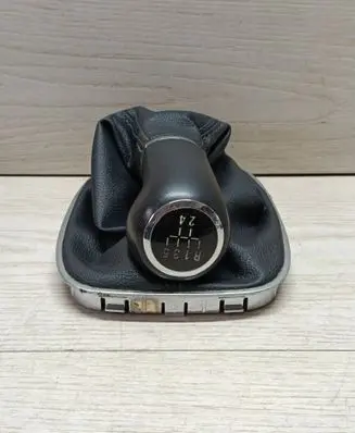 Opel Corsa E Gear lever shifter trim leather/knob 009140093
