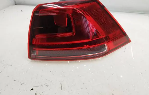 Rear/tail lights