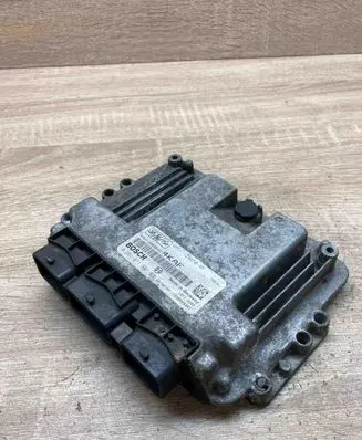 Ford Focus Engine control unit/module ECU 4M5112A650KF 0281011801