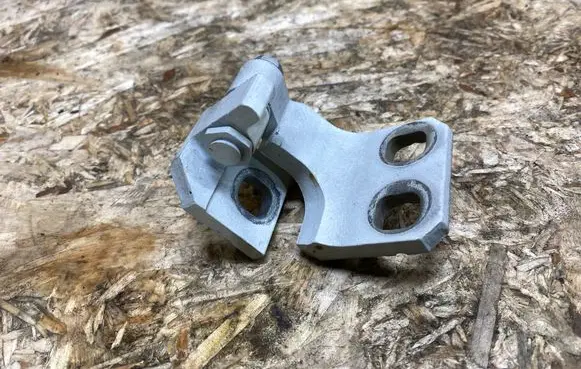 Fiat 500X Front door upper hinge 