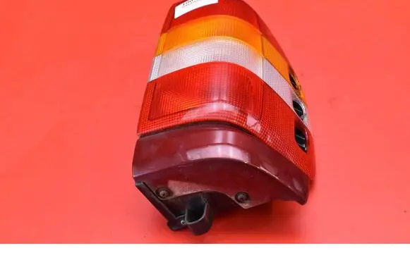 Opel Frontera B Rear/tail lights
