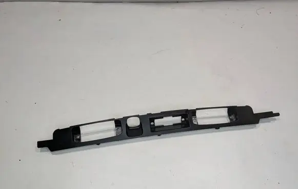 Hyundai Kona I Number plate light 87312-DD000 87312DD000