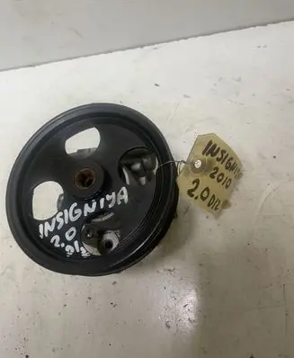 Opel Insignia A Power steering pump 55563329