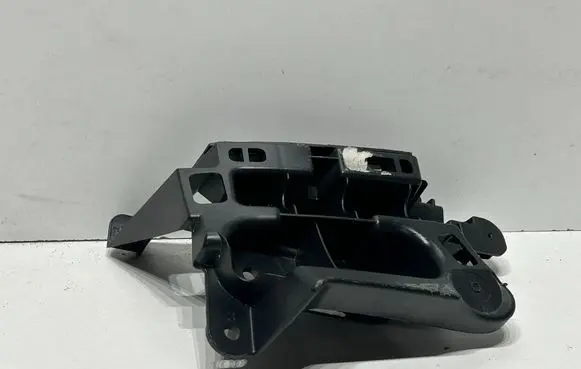 Opel Corsa F Rear bumper mounting bracket 39167901 9829333580 084226