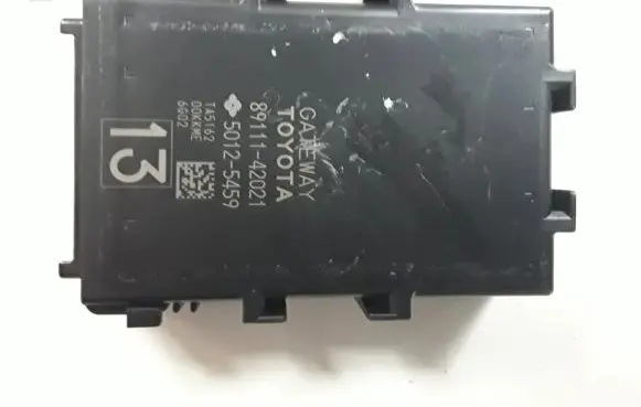 Toyota RAV 4 (XA40) Other control units/modules 8911142021