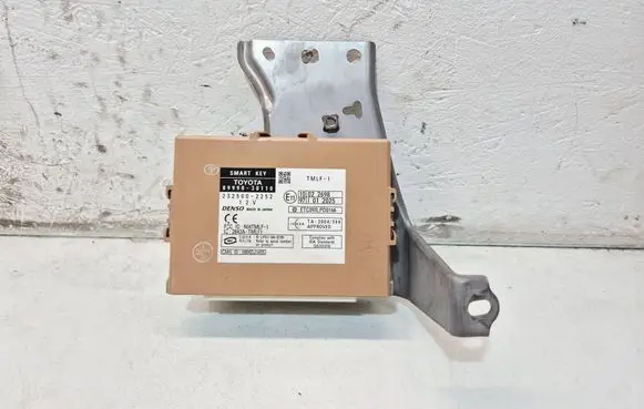 Lexus GS 300 350 430 450H Keyless (KESSY) go control unit/module 8999030110