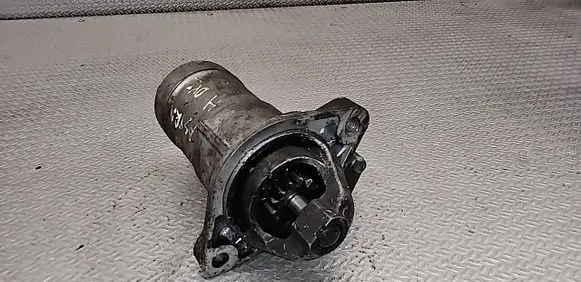 Opel Astra H Starter motor 8980147430