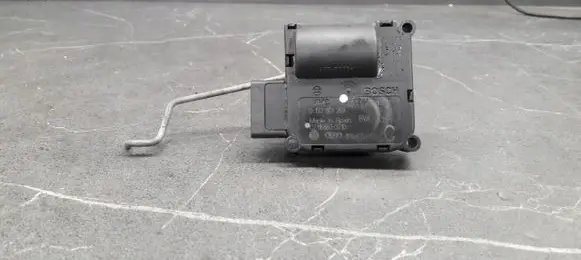 Audi A6 S6 C6 4F A/C air flow flap actuator/motor 
