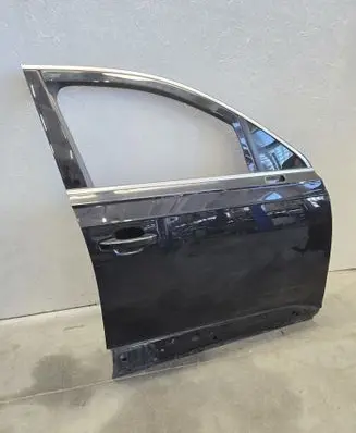 Audi Q7 4M Front door