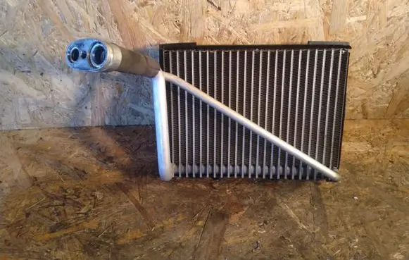 Audi A4 S4 B5 8D Air conditioning (A/C) radiator (interior) 740227002F 36978