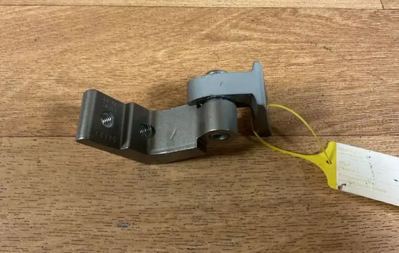 Audi A6 S6 C6 4F Rear door upper hinge 
