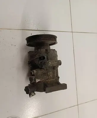 KIA Sorento Air conditioning (A/C) compressor (pump) Pag205a