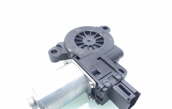 Mazda CX-3 Rear door window regulator motor BHN95858X CM012790
