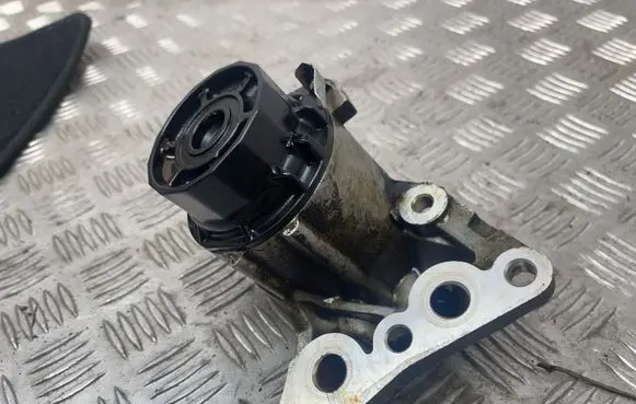 Toyota Auris 150 other engine part