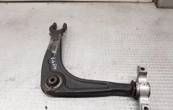 Citroen C5 Front lower control arm/wishbone 