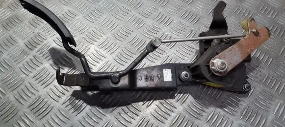 Renault Megane II Accelerator throttle pedal 8200153272