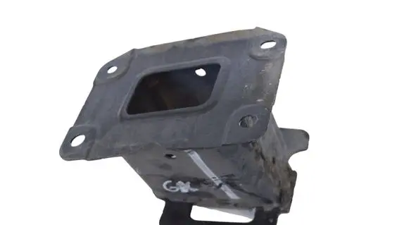 Volvo XC60 Front bumper shock/impact absorber 
