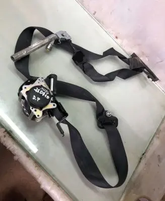 Nissan Juke II F16 Front seatbelt 651167700a