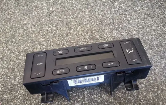 Peugeot 406 Climate control unit 96482616XT