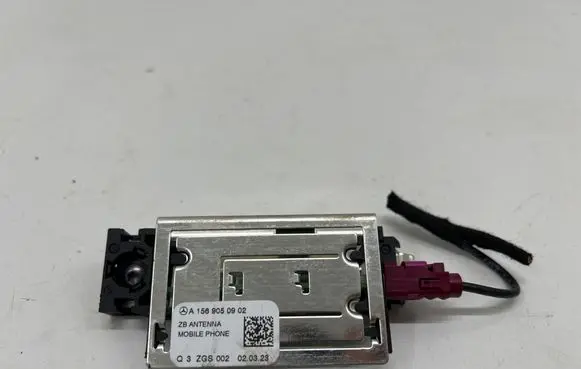 Mercedes-Benz CLA C118 X118 Aerial antenna amplifier A1569050902