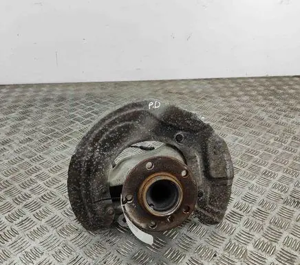 BMW 1 F20 F21 Front wheel hub 6792286