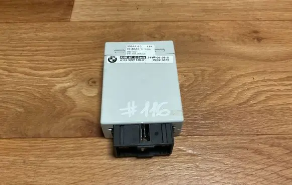 BMW 5 E60 E61 Tow bar trailer control unit/module 9221180 55892110 092310672