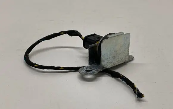 BMW 5 E60 E61 Acceleration sensor 6776214