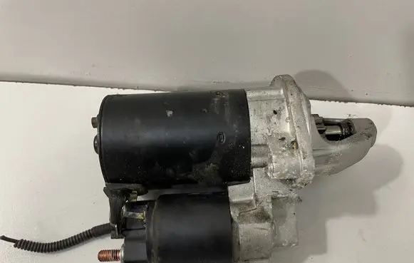 BMW 1 E81 E87 Starter motor 1234567