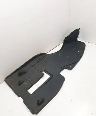 Lexus IS 220D-250-350 Engine splash shield/under tray 5839853010