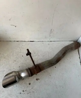 Ford Mustang VI Muffler ending 