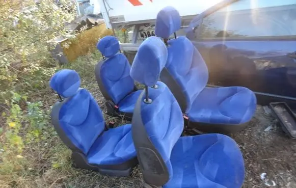 Seat set
