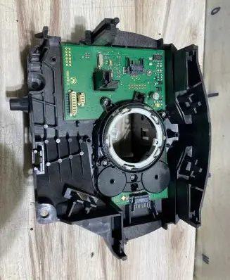 Ford Focus Other devices F1FT13N064HB