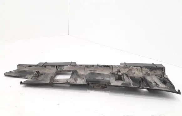 Volvo S40, V40 Rear bumper mounting bracket 888139