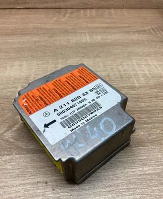 Mercedes-Benz E W211 Airbag control unit/module A2118203385 500304071035