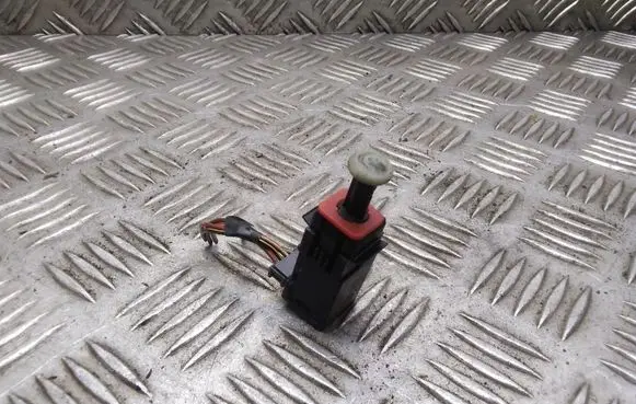 Clutch pedal sensor