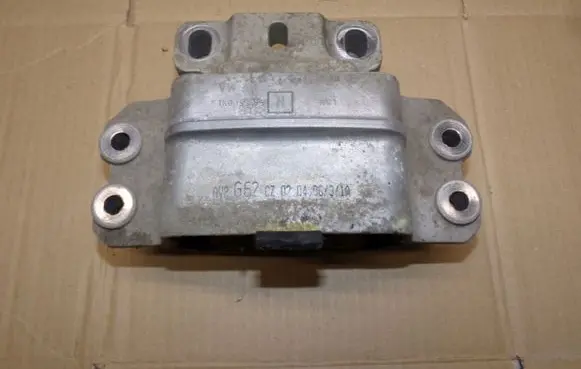 Volkswagen Golf Plus Gearbox mount 1K0199555N