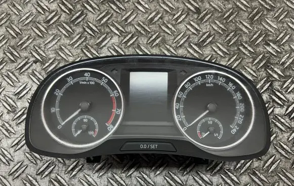Skoda Fabia Mk3 (NJ) Speedometer (instrument cluster) A2C18524600
