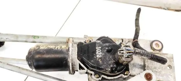 Nissan X-Trail T30 Wiper motor 1023