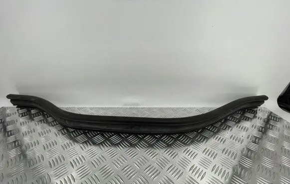 Mercedes-Benz GLE (W166 - C292) Engine compartment rubber