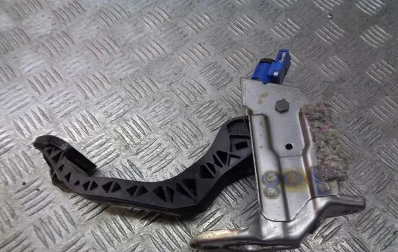 Volkswagen Fox Brake pedal 6QE721059B