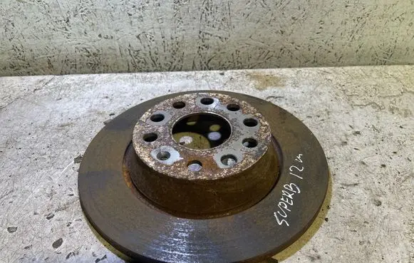 Skoda Superb B6 (3T) Rear brake disc