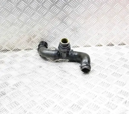 Land Rover Range Rover Sport L494 Engine coolant pipe/hose CPLA8260CD