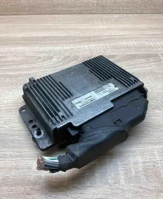Renault Clio I Engine control unit/module ECU HOM7700114576 S115303204C WithPlug