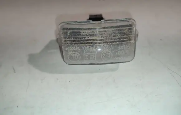 Citroen Xsara Picasso Number plate light 7190 i090084