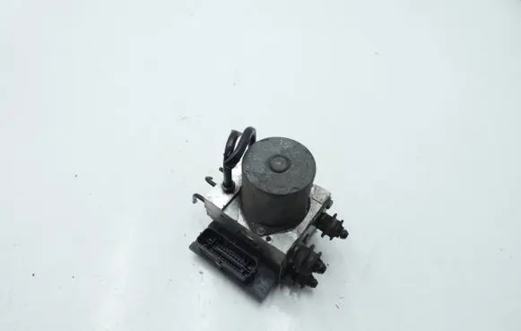 Audi A4 S4 B8 8K ABS Pump 8K0907379CL