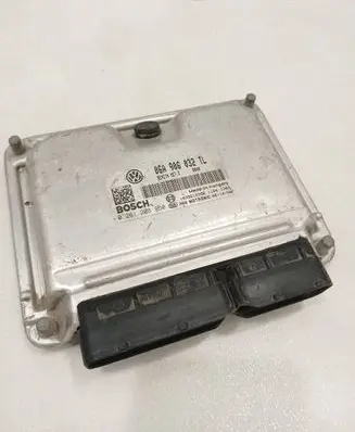 Volkswagen Polo IV 9N3 Engine control unit/module 06A906032TL 1039S12268 0261208950