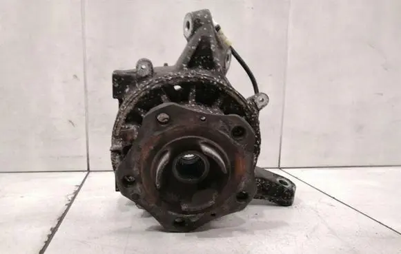 Porsche 911 996 Rear wheel hub spindle/knuckle 99633111106