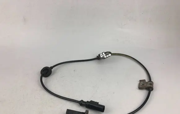 Subaru Outback ABS brake wheel speed sensor 27540AG01