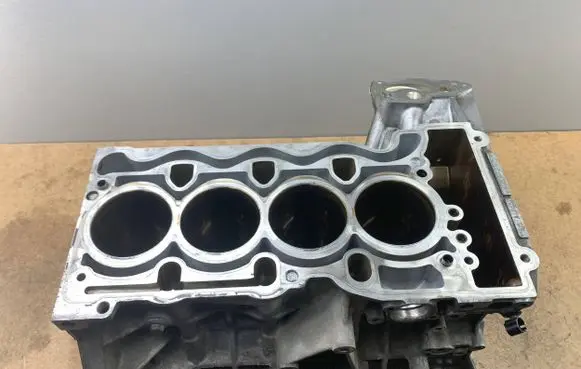 BMW 1 E81 E87 Engine block 7552789 7558266 11110439179